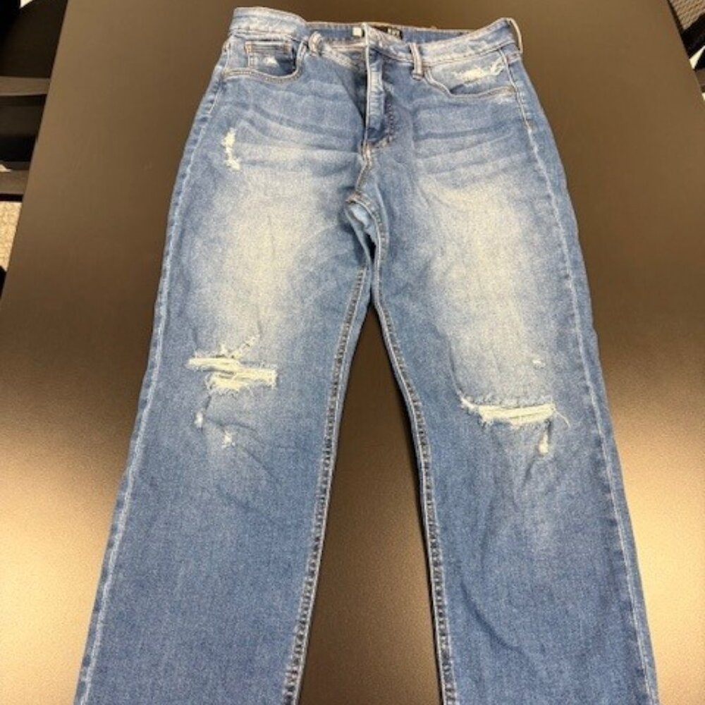 Distressed Kut from the Kloth Jeans Elizabeth FAB AB CROP STRAIGHT LEG
